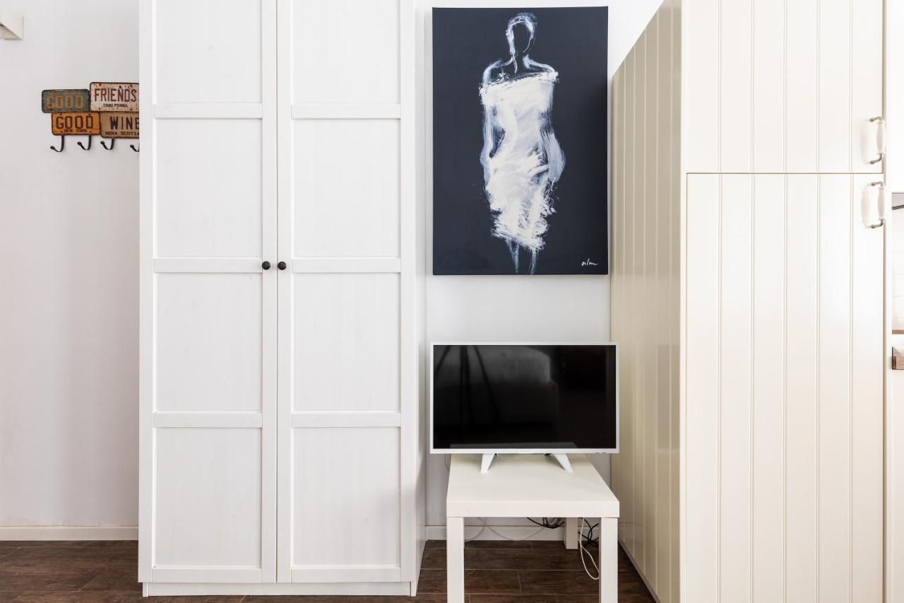 Largo Molina Studio I By Wonderful Italy بولونيا المظهر الخارجي الصورة